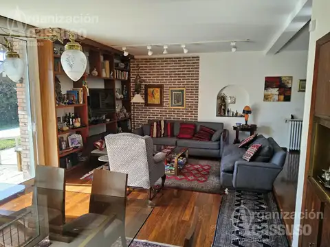 Casa en Venta con 1 cochera