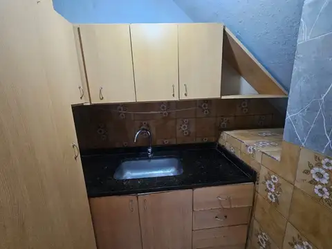 Depto Tipo Casa 3 ambientes con 1 baño