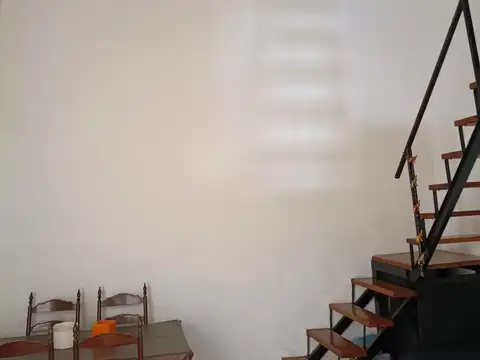 Depto Tipo Casa en Venta 45 años