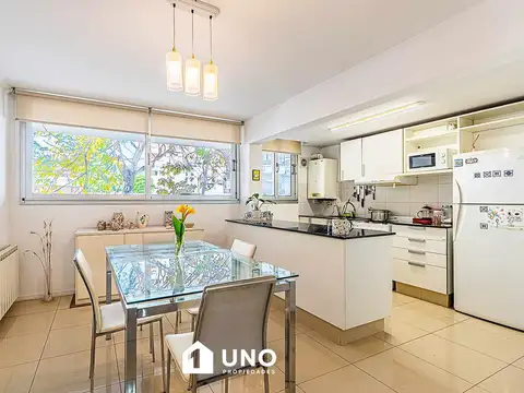 Montevideo y Callao - Dpto de 3 Dormitorios Externo.