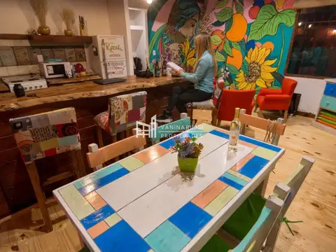 Casa 3 ambientes con 2 baños