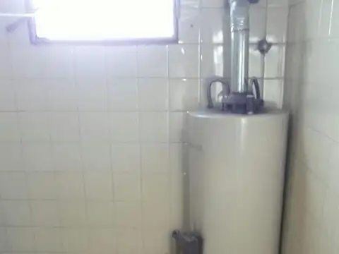 PH 4 AMBIENTES CONSTITUCIÓN TERRAZA PROPIA.