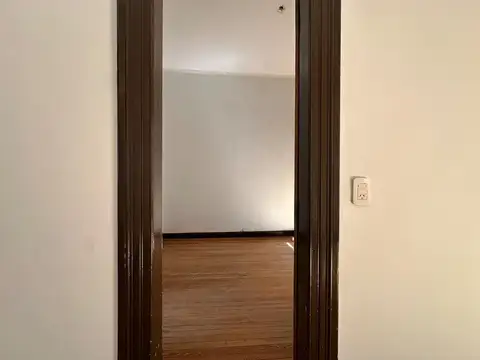 Oficina en Alquiler 75 años