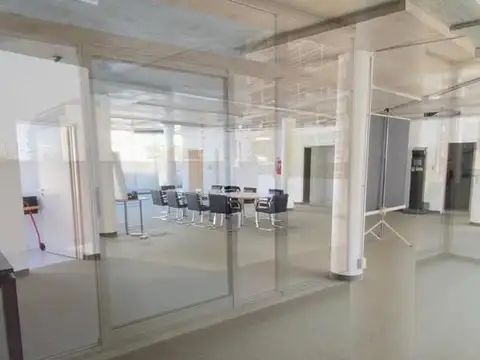 Impecable Edificio Comercial super moderno - Parque Patricios