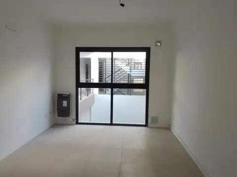Departamento en Banfield Este