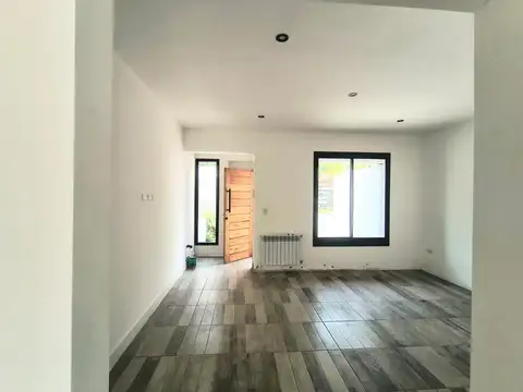Depto Tipo Casa en Venta de 2 dormitorios