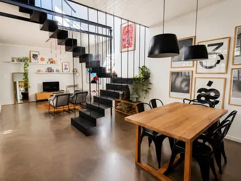 Depto Tipo Casa en Venta de 4 ambientes