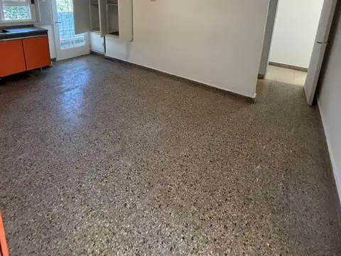 Departamento 4 ambientes con 1 baño