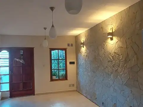 Casa en Alquiler en Zona Sur, $ 1.100.000