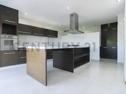 Departamento en venta en La Plata  3 dormitorios en venta