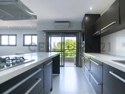 calle 25 entre 32 y 33 100, Piso 2