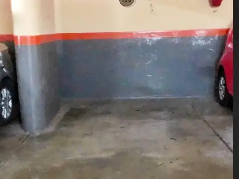 Pres Jose E Uriburu 400, Piso 5