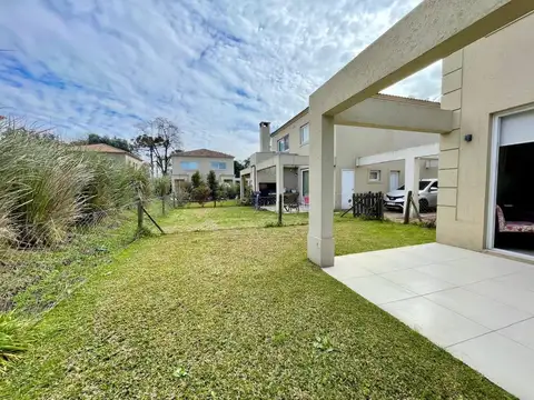 Casa Dúplex  en Alquiler en Saravi Village, Pilar, G.B.A. Zona Norte