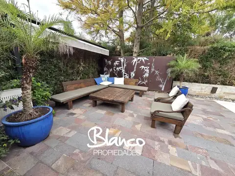 Casa 5 ambientes con 4 baños