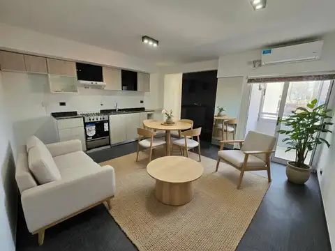 Departamento 2 amb. Balcón, Cochera. Lanusita.