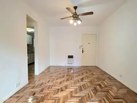 Departamento en Alquiler en Caballito Sur, $ 900.000