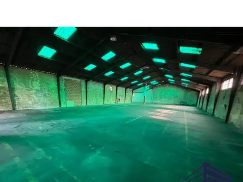1400m2 EN ALQUILER DENTRO DE PREDIO INDUSTRIAL