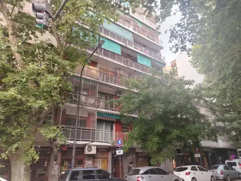 DEPARTAMENTO 3 AMBIENTES CON BALCON DEPENDENCIA