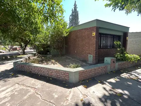 CASA EN VENTA EN LAS HERAS BARRIO RESIDENCIAL