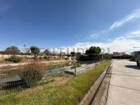 Terreno en Venta en Luzuriaga, USD 39.000