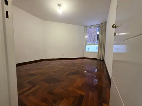 obispo oro 400, Piso 2