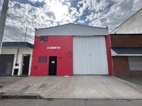 VENTA Gálpon estrategicamente ubicado en Mar del Plata