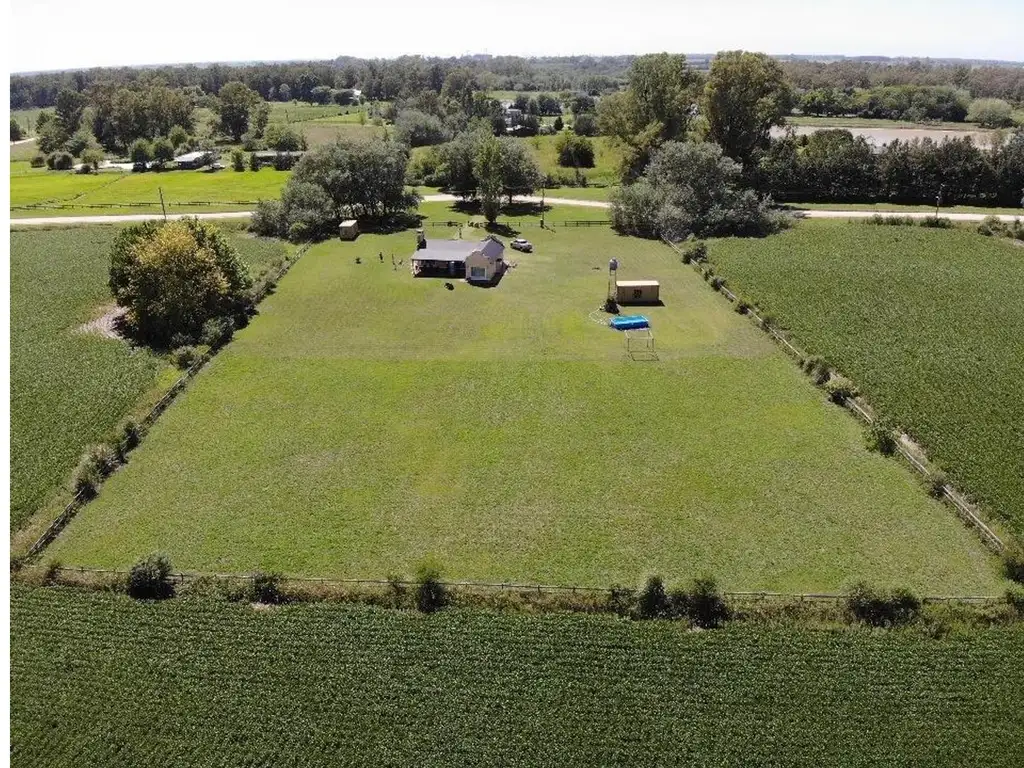 Quinta en Venta - 2 dormitorios -