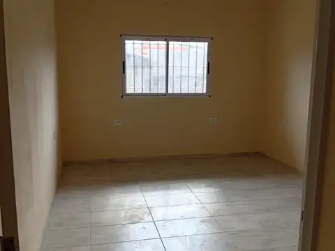 Casa en Alquiler al Sureste