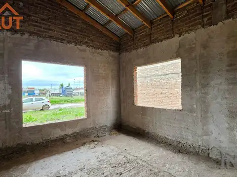 Casa en Venta en Cinco Saltos, USD 58.000