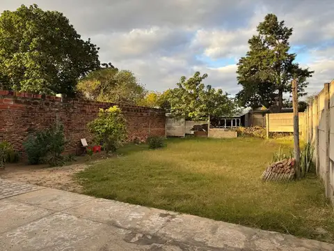 CASA EN VENTA BARRIO CAMPO CONTRERAS