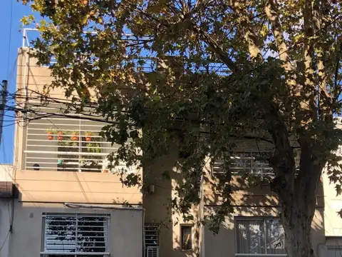 Depto Tipo Casa en Alquiler en Villa Santa Rita, $ 1.560.000