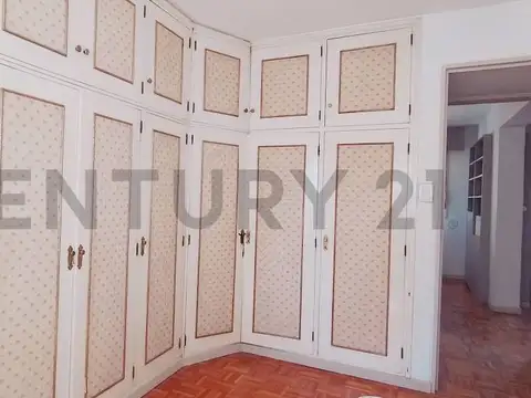 Departamento en Venta de 4 dormitorios