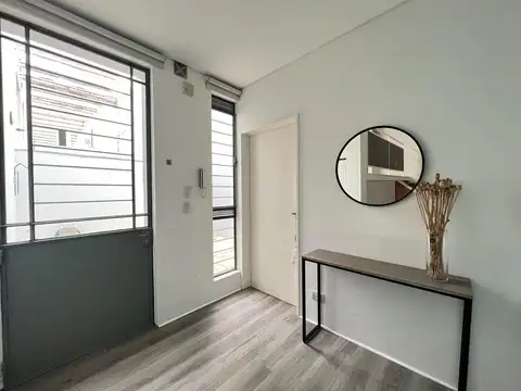 Depto Tipo Casa en Venta en Núñez, USD 120.000