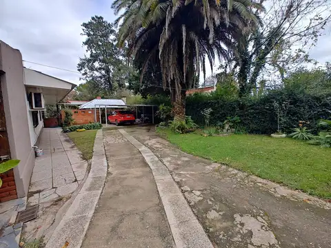 Casa 3 ambientes con 2 baños