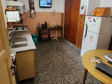 Depto Tipo Casa 2 ambientes con 1 baño