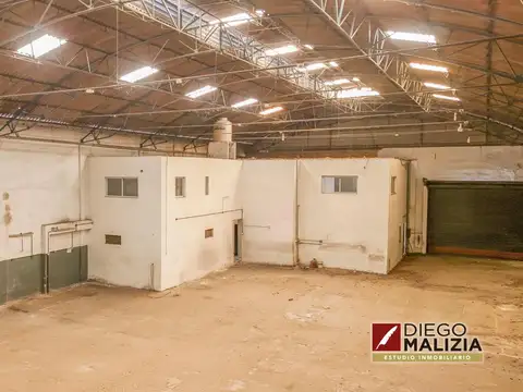 Galpon en Venta en Lanus Oeste, USD 1.250.000