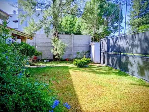 VENTA – EXCELENTE CASA 4 AMBIENTES C/PISCINA – BENAVIDEZ