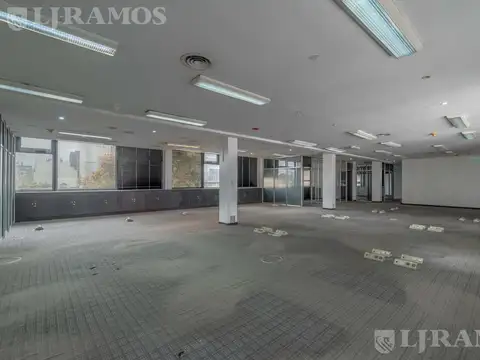 Oficina en Venta 50 años