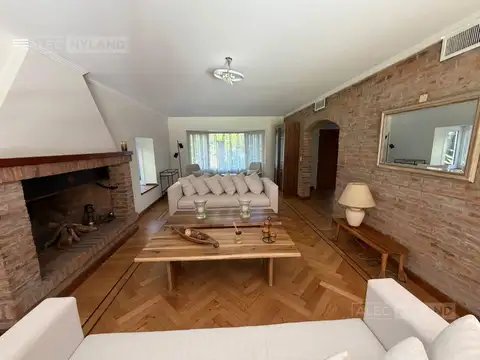 Casa en Venta en Lomas de San Isidro, USD 1.030.000