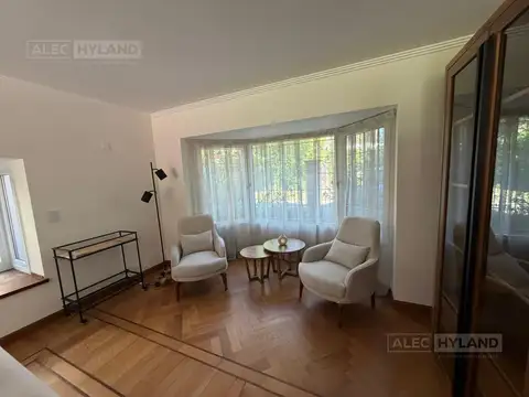 Excelente casa en venta, en zona Casuarinas de Lomas de San Isidro