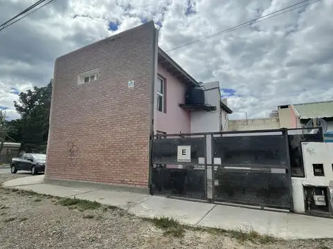 INT. SALABERRY 100