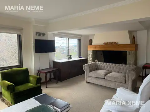 Departamento 6 ambientes con 5 baños