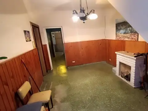 Depto Tipo Casa en Venta de 5 ambientes