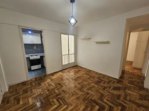 Departamento de 2 ambientes en Alquiler. Caballito