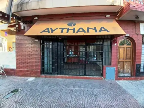 Local en Venta en FLORESTA Sobre Av. Segurola al 600 Superf. 17 m2 Proximo a Avdas. Gaona, Juan...