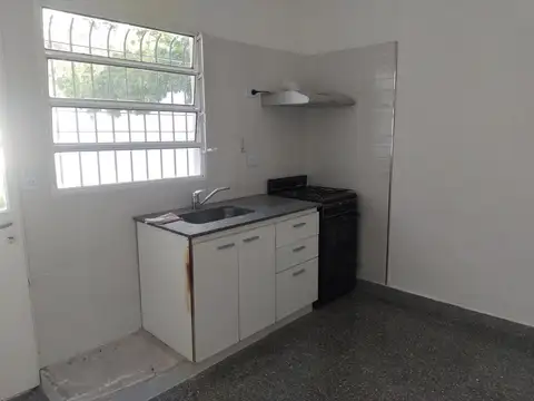 Depto Tipo Casa en Alquiler de 2 dormitorios