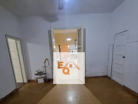 Casa en Alquiler con 1 cochera