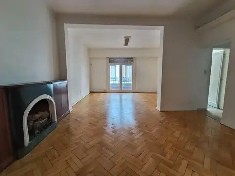 Oficina 4 ambientes con 2 baños