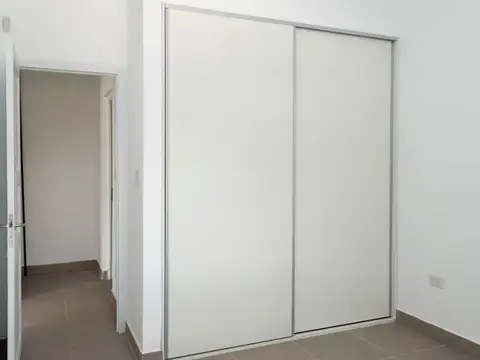 Casa 2 ambientes con 1 baño