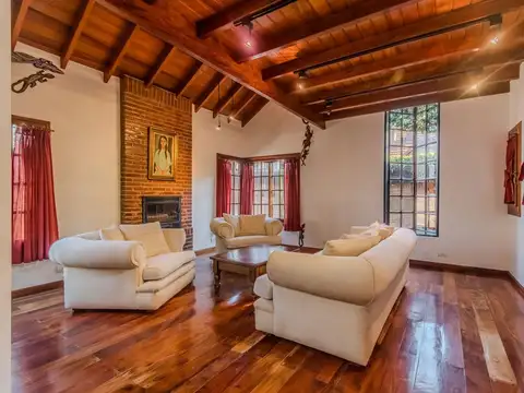 Casa en Venta en Ciudad Jardín del Palomar, USD 440.000